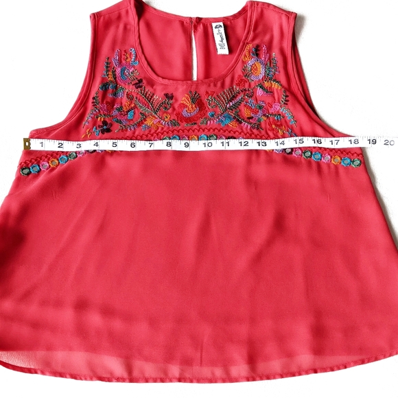 AMERICAN RAG ET CIE Embroidered Sleeveless Top - Picture 9 of 9